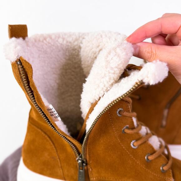 J/Slides Torrie Fleece Lined Water Resistant Platform Boots Cognac Size 10 NWT - Picture 8 of 11